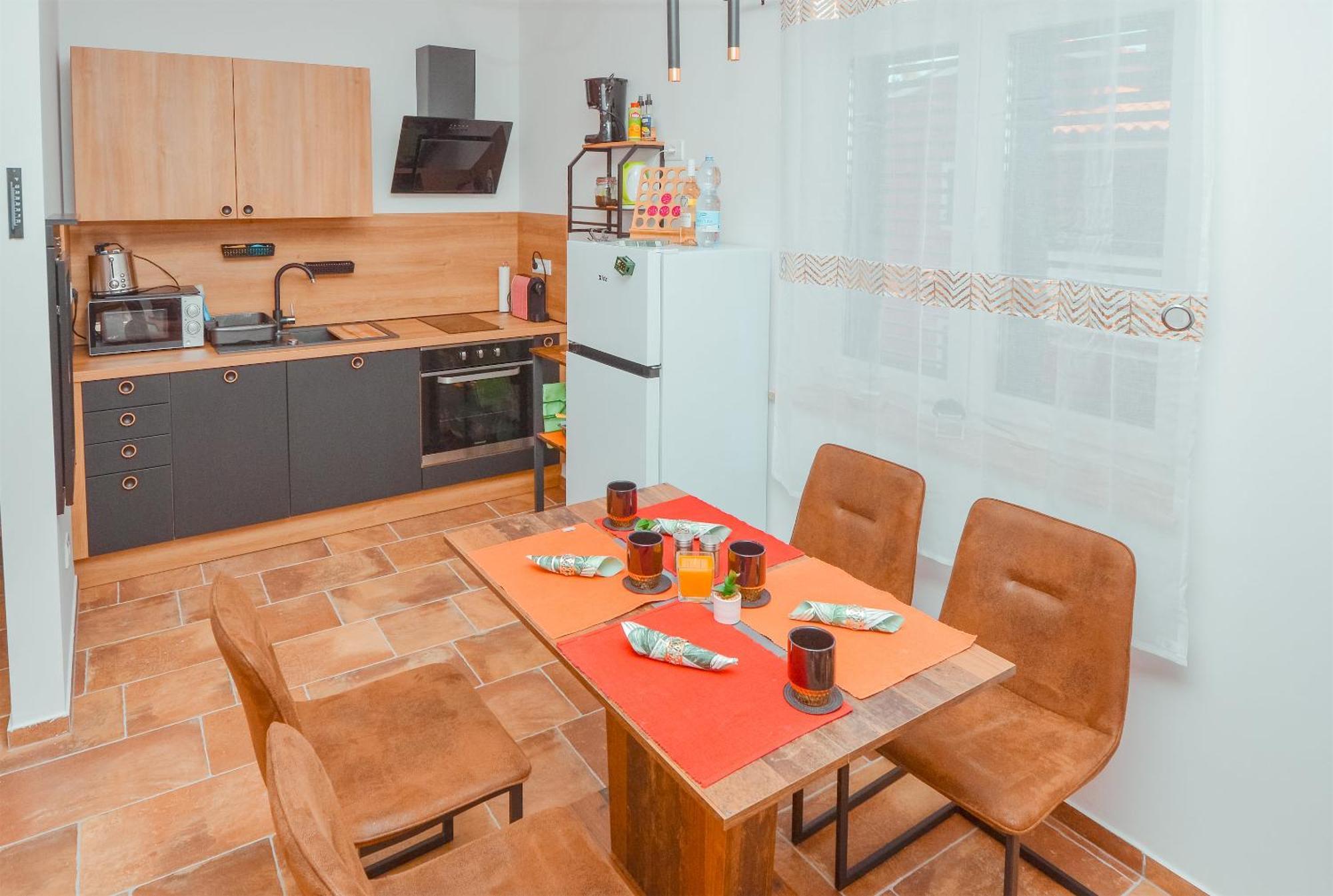 Apartman Dertil *