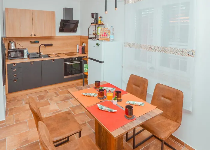 Apartment Dertil Premantura